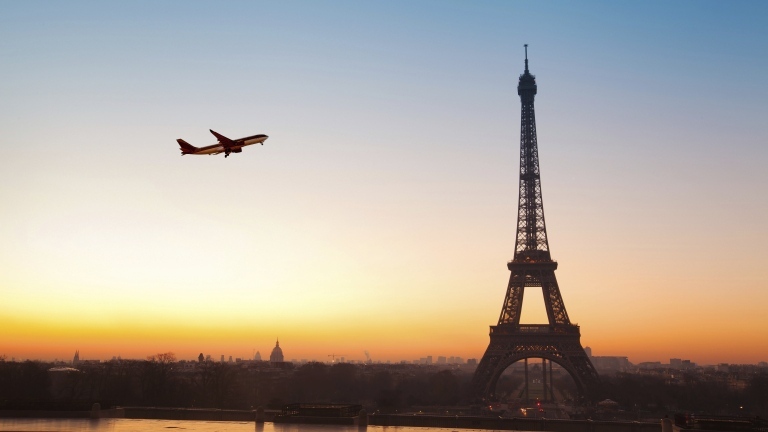 Франция разхлабва мерките за чуждестранни туристи през лятото